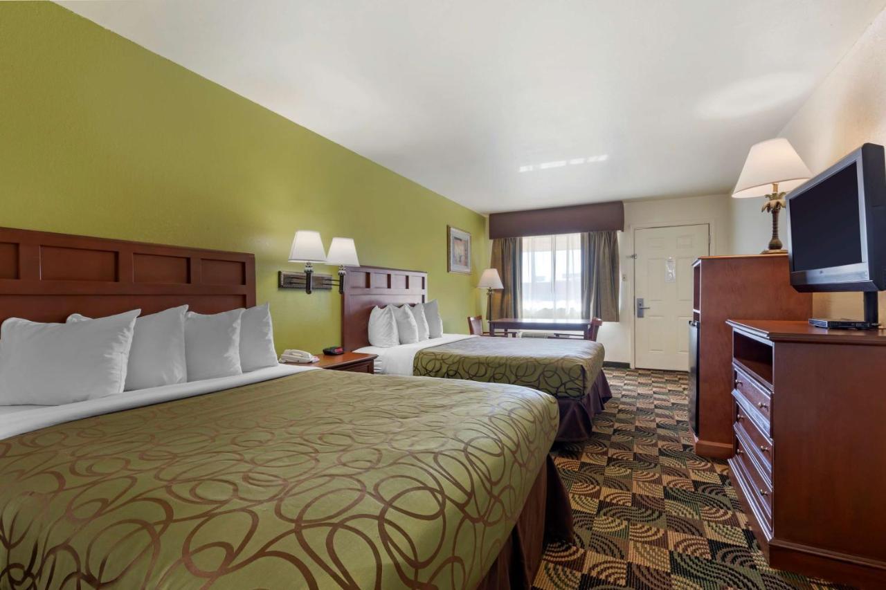 Best Western Caprock Inn Brownfield Экстерьер фото