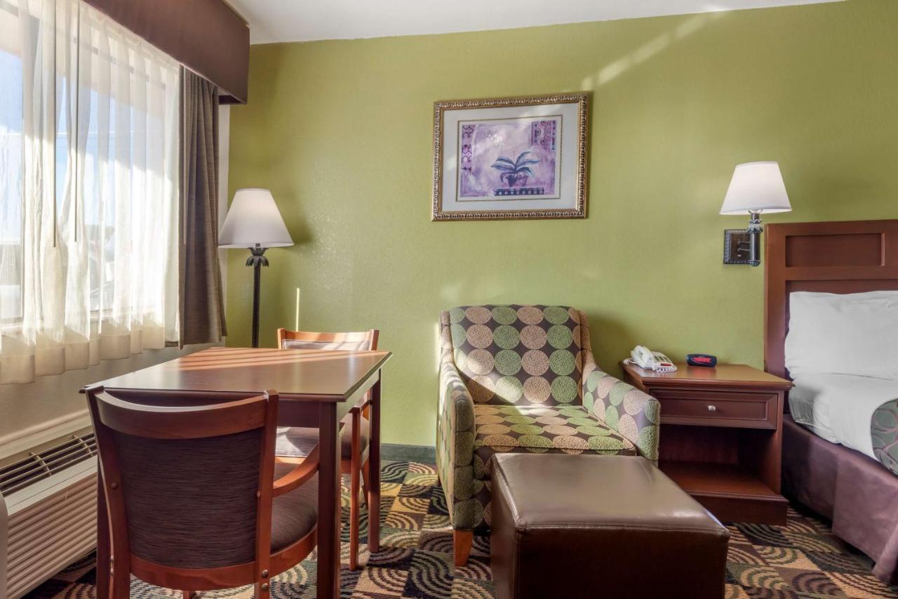 Best Western Caprock Inn Brownfield Экстерьер фото