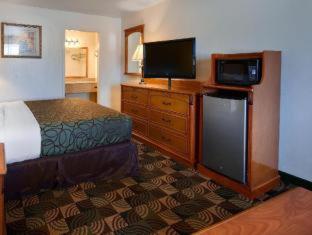 Best Western Caprock Inn Brownfield Номер фото